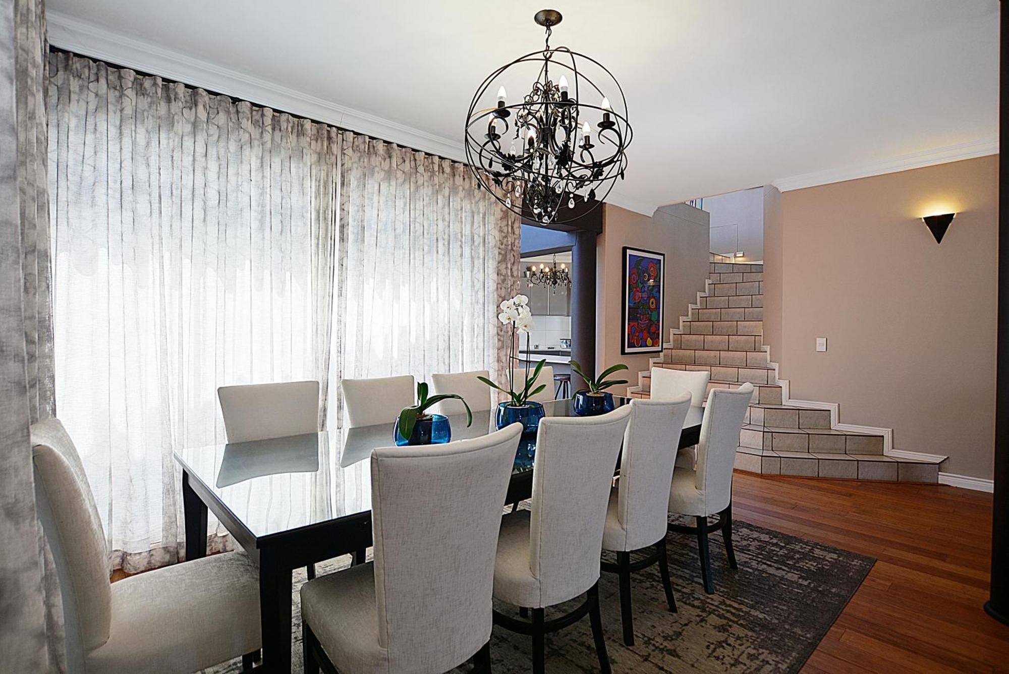 Luxury Walking Distance To Blouberg Villa *