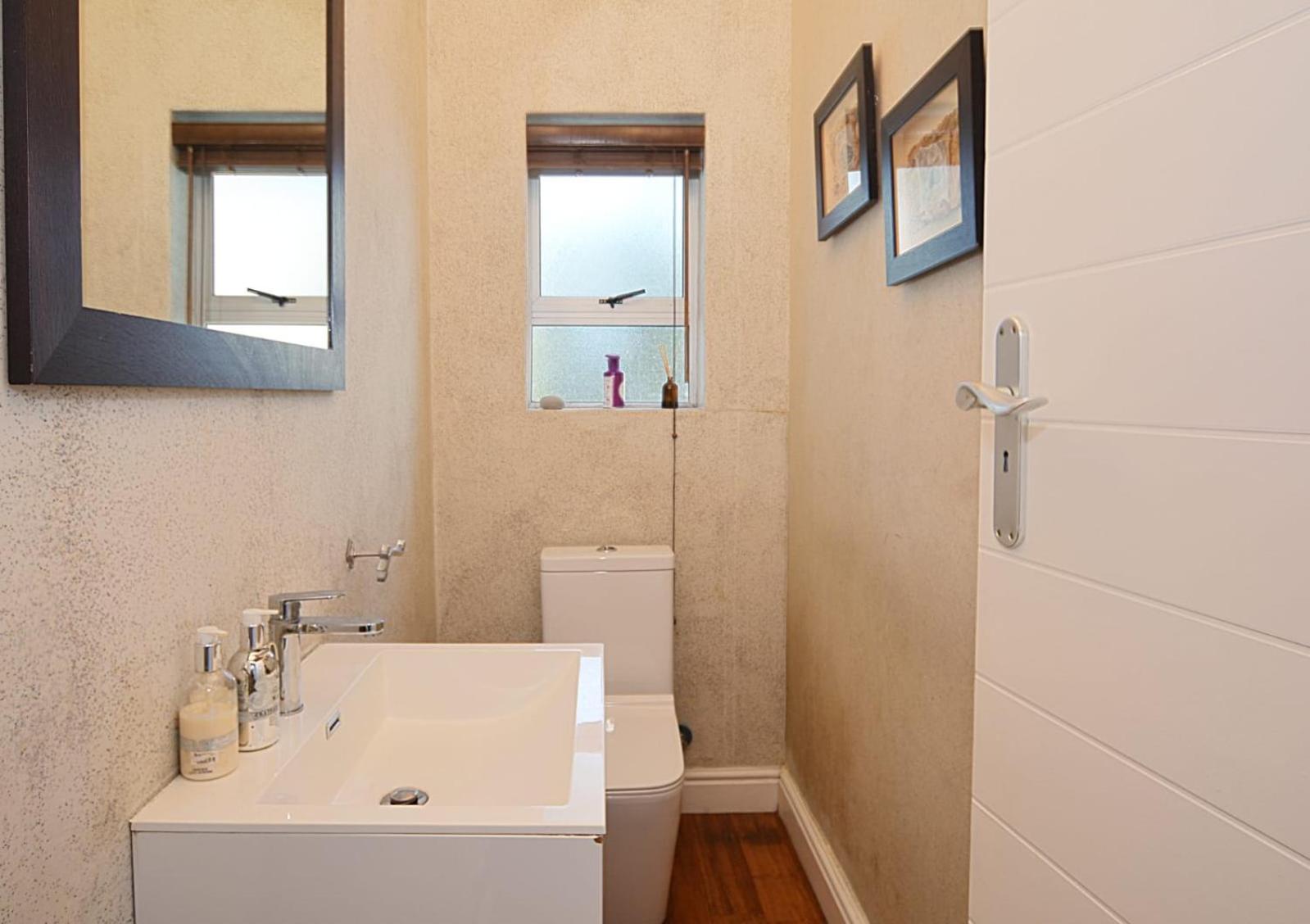 Luxury Walking Distance To Blouberg Villa