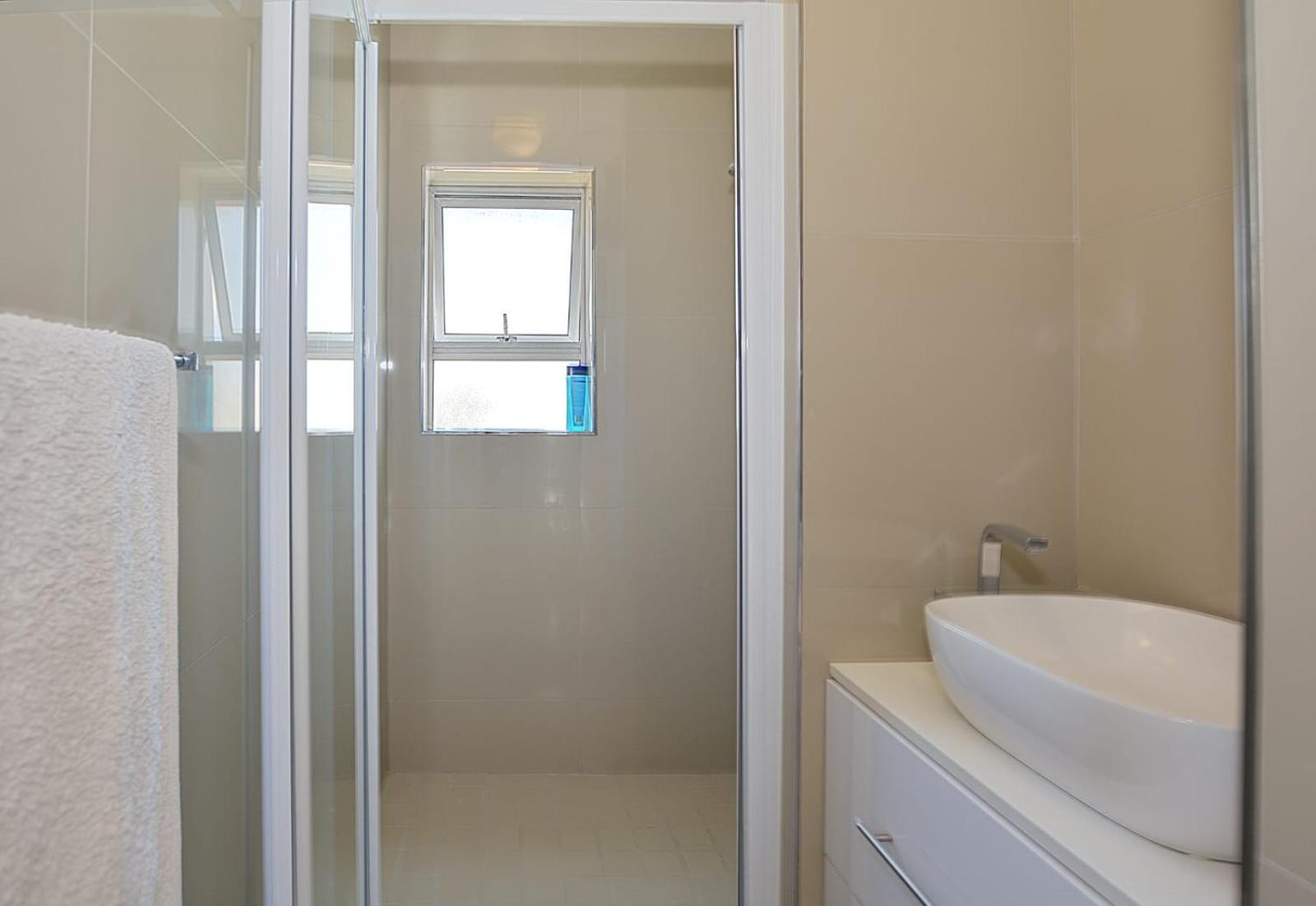 Luxury Walking Distance To Blouberg Villa *