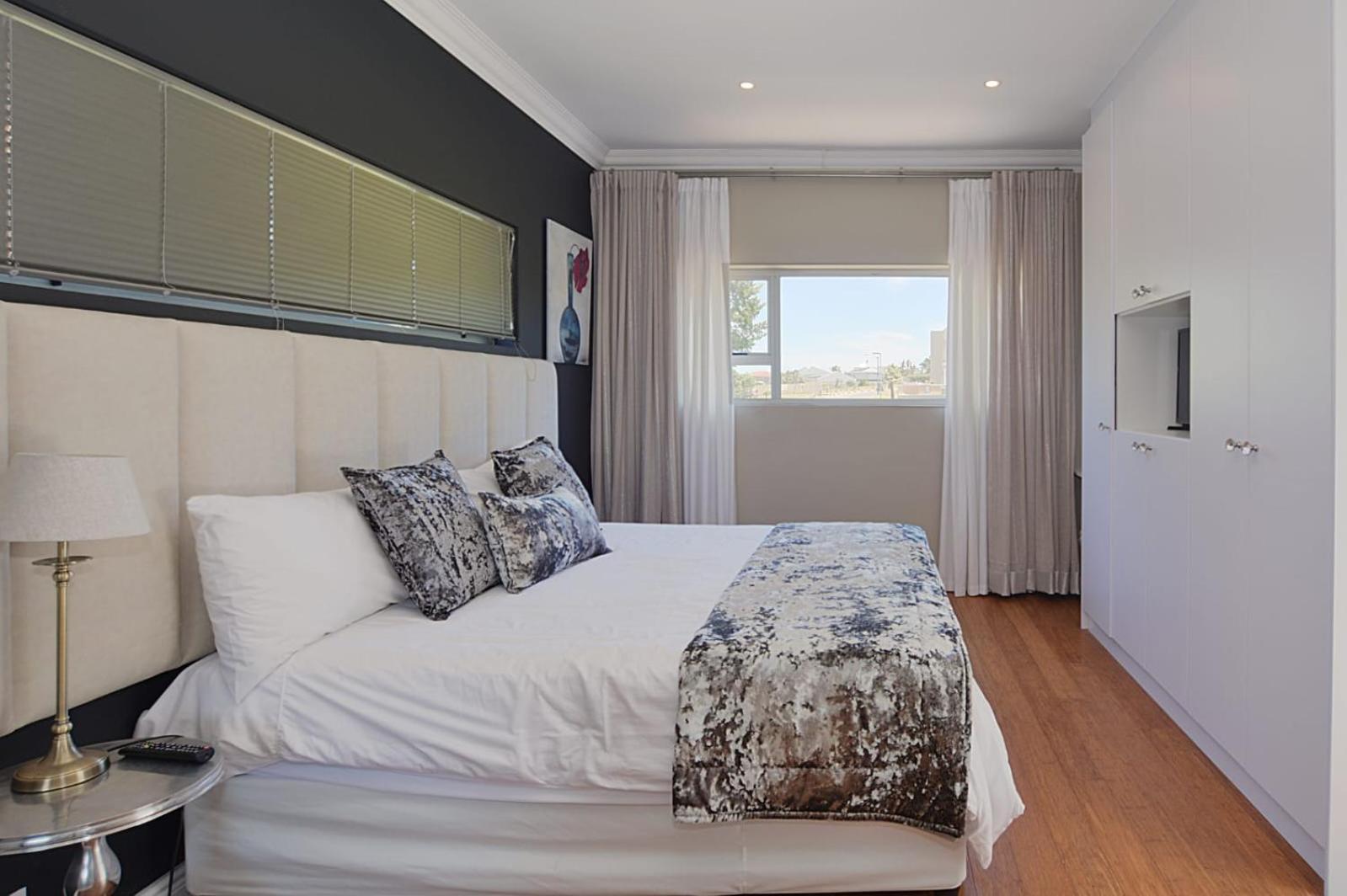 Luxury Walking Distance To Blouberg Villa Cape Town