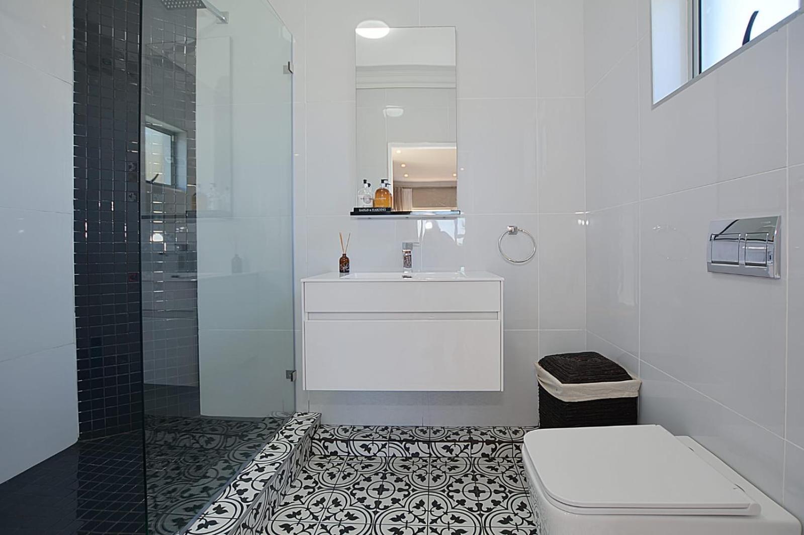 Luxury Walking Distance To Blouberg Villa